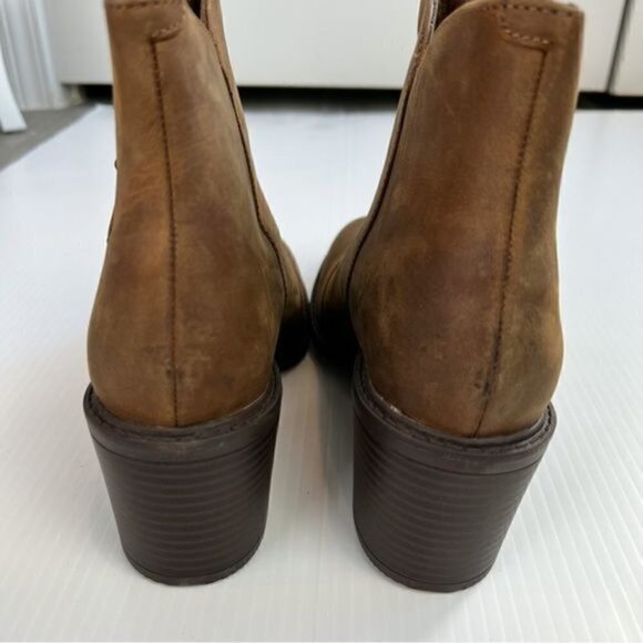 Clarks Booties womens size 9 leather dark brown scene zip ankle - Picture 4 of 10